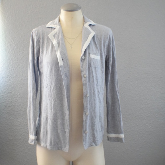 Button up collared top - Picture 2 of 6